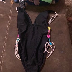 women’s no boundaries swim suit small